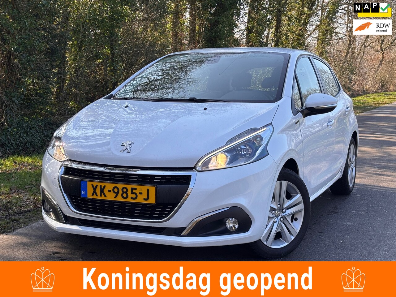 Peugeot 208 - 1.2 PureTech Signature | Cruise + Navi + " 151.000 " KM NAP | - AutoWereld.nl