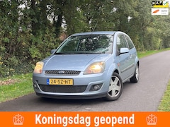 Ford Fiesta - 1.3-8V Futura | Airco Nu € 1.450,