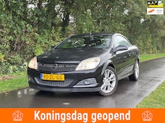 Opel Astra TwinTop - 1.8 Temptation | Airco + Cabriolet Nu € 1.950,