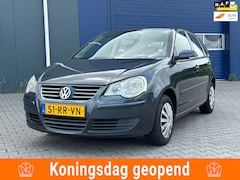Volkswagen Polo - 1.4-16V Comfortline