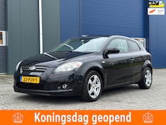 Kia Pro cee'd - 1.4 CVVT X-tra | Navi + Cruise control |