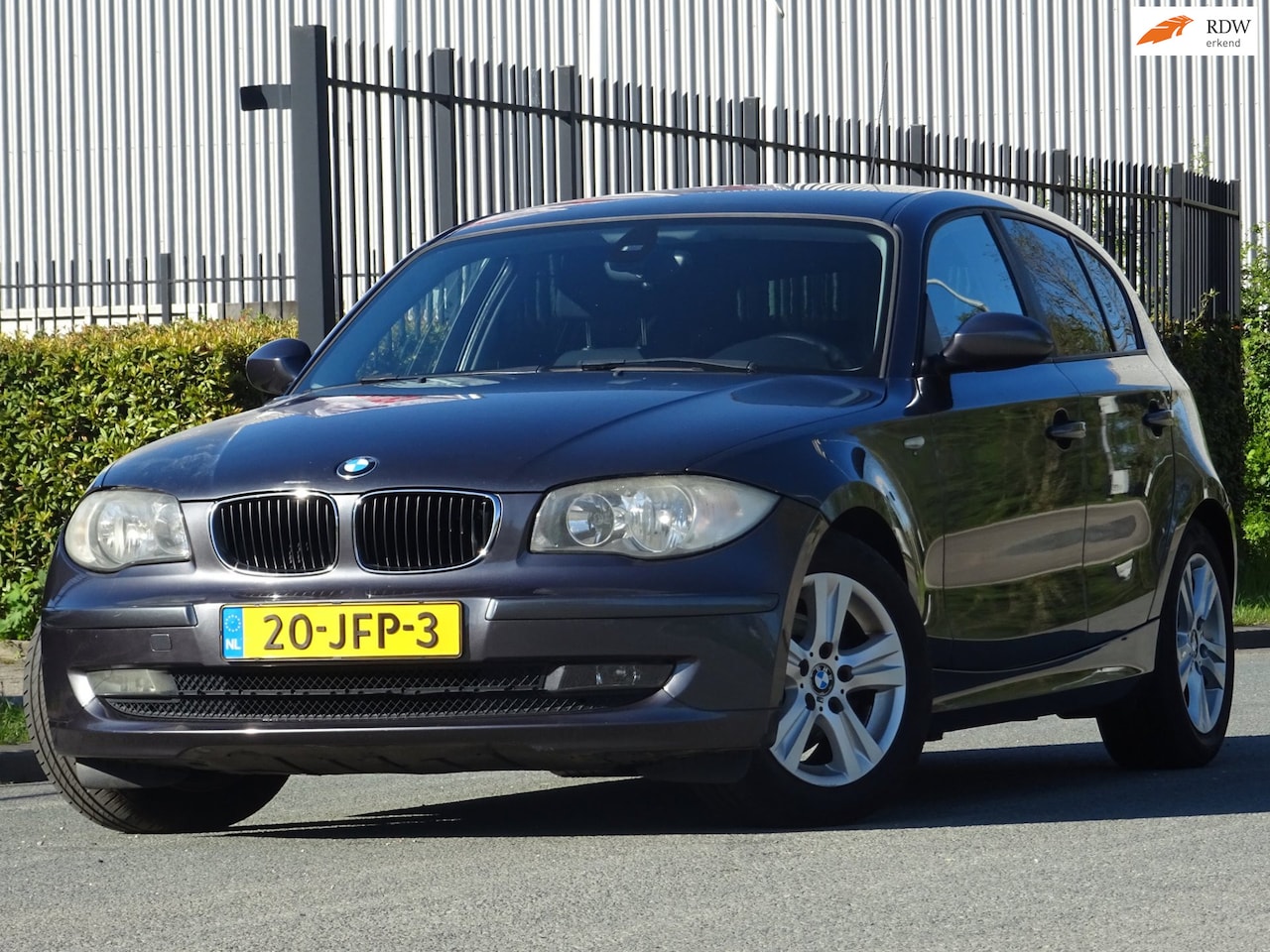 BMW 1-serie - 118i M BJ2008 5DRS CLIMA/CRUISE/PDC/NW APK - AutoWereld.nl