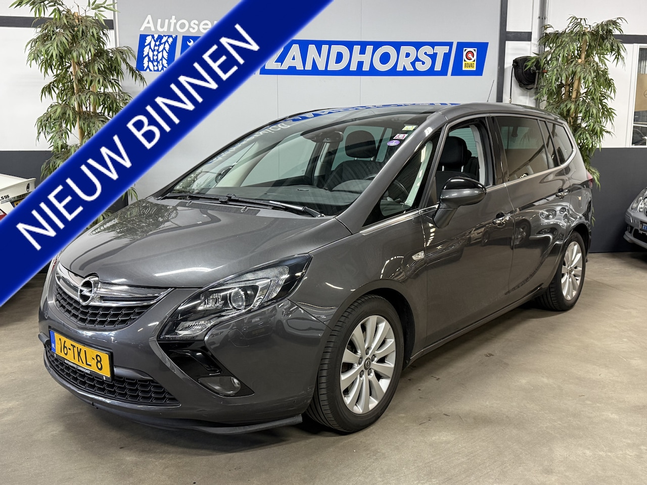 Opel Zafira Tourer - 1.4 Cosmo // Ecc // LM velgen // APK tot 21-02-2027!!! - AutoWereld.nl