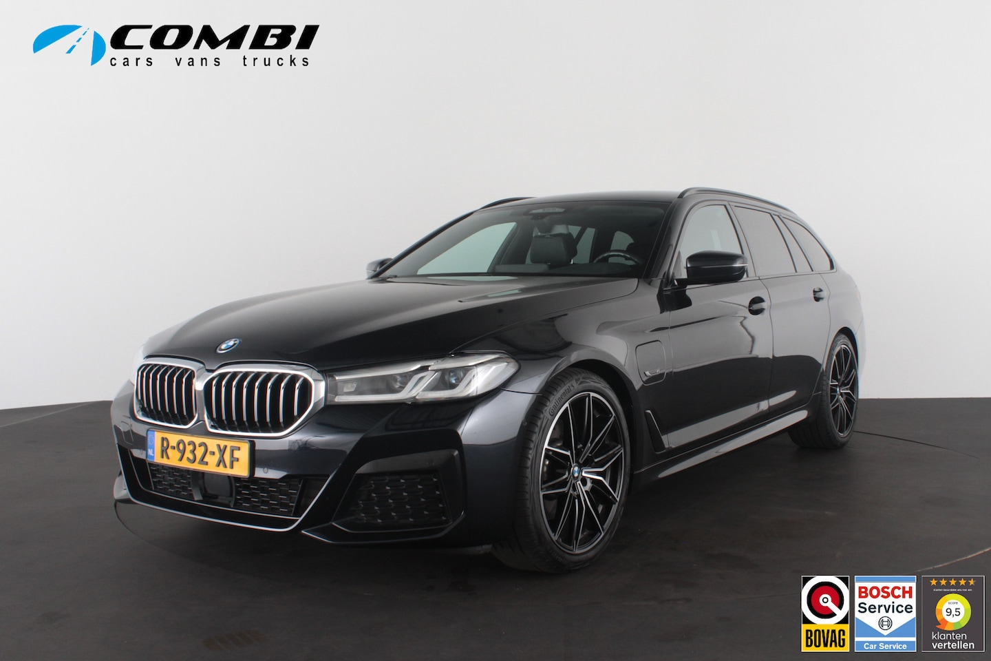 BMW 5-serie Touring - 530e xDrive High Executive M Sport > Shadow-Line/20inch/Driving Assistant Professional - AutoWereld.nl