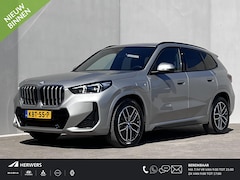 BMW X1 - xDrive25e M-Sport / Dealer onderhouden / 1.700 kg trekgewicht / Elektrische klep / Navigat