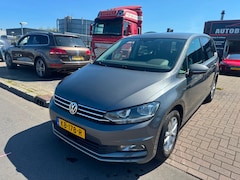 Volkswagen Touran - 2.0 TDI DSG-AUTOMAAT 110 KW