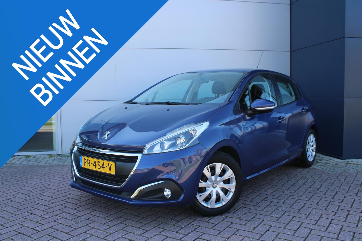 Peugeot 208 - 1.2 PureTech Blue Lion Airco Navi Carplay 36dkm Dealer onderhouden - AutoWereld.nl