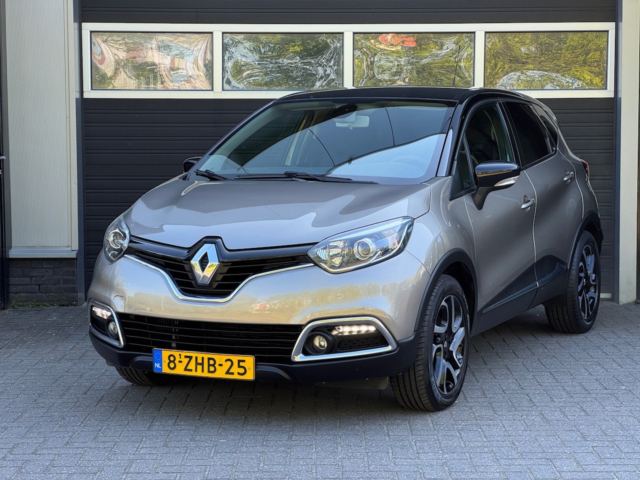 Renault Captur - 1.2 TCe Dynamique Automaat, Keyless, Camera, Navi, NAP - AutoWereld.nl