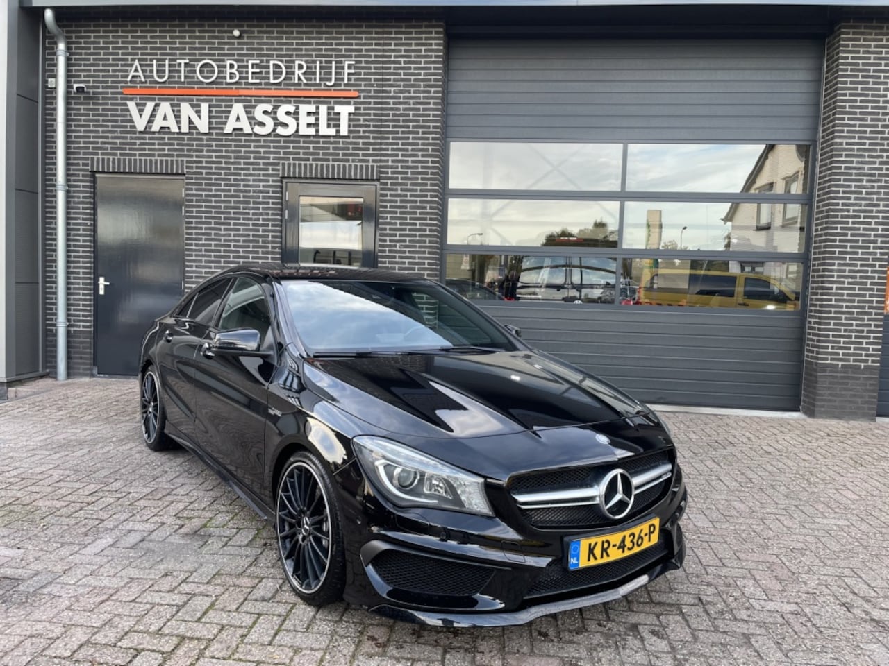 MERCEDES-AMG CLA 45 AMG 4MATIC