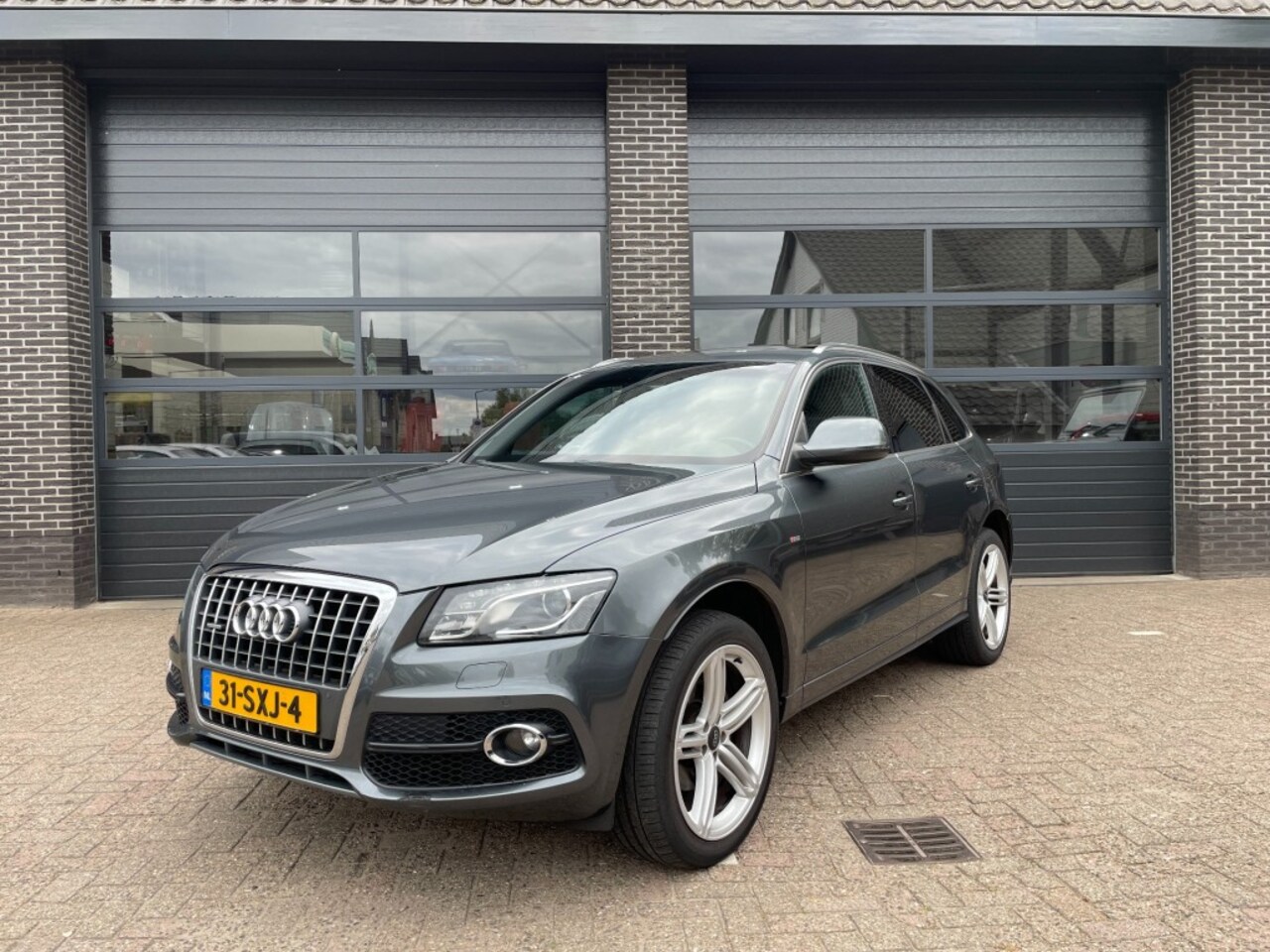 Audi Q5 - 2.0 TFSI Quattro S-Line Panoramadak , Navi , Clima - AutoWereld.nl