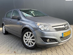 Opel Astra - 1.6 Enjoy