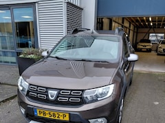 Dacia Sandero Stepway - 0.9 TCe SL Automaat 1e eigenaar dealer onderhouden