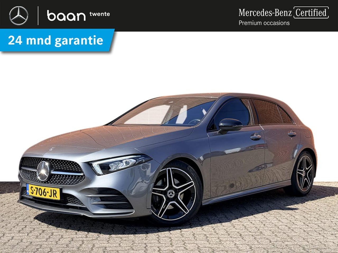 Mercedes-Benz A-klasse - A 180 AMG Line | Premium | Nightpakket | Spiegelpakket | Stoelverwarming | Achteruitrijcam - AutoWereld.nl