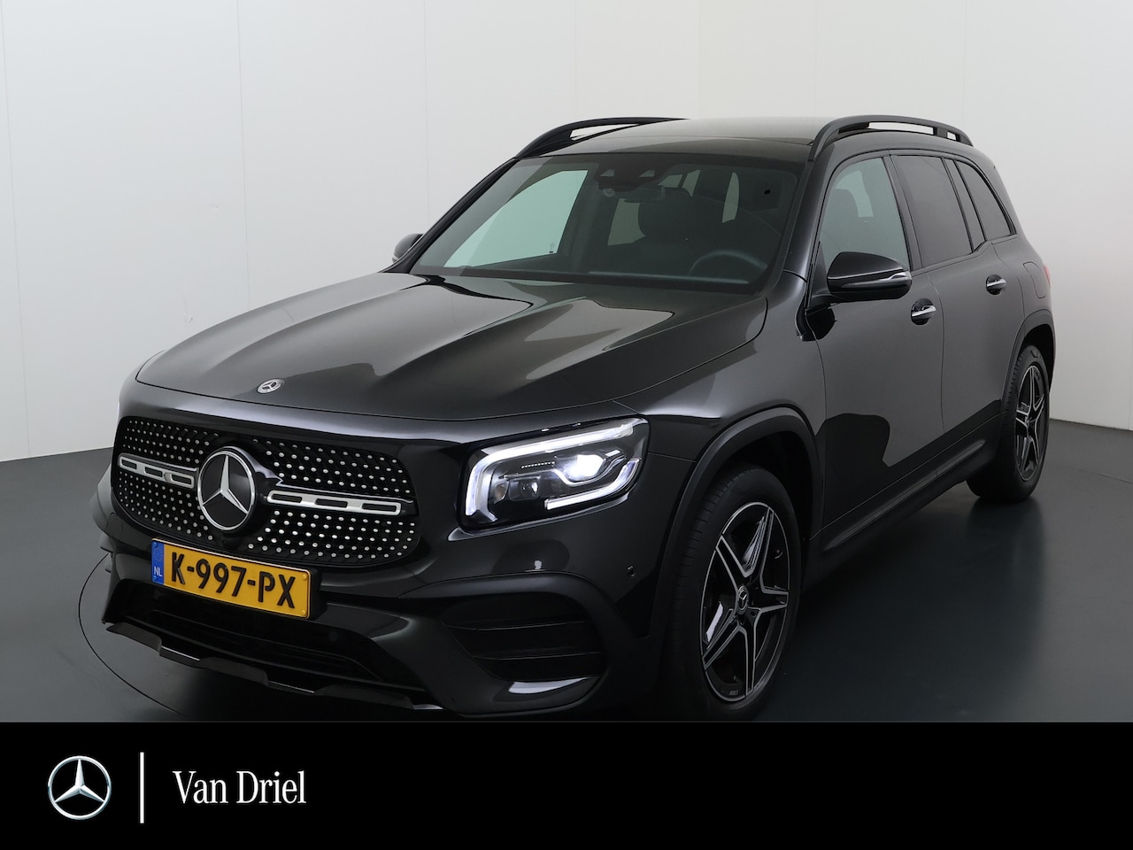 Mercedes-Benz GLB - 180 AMG line | Pano Sound Keyless Memory - AutoWereld.nl