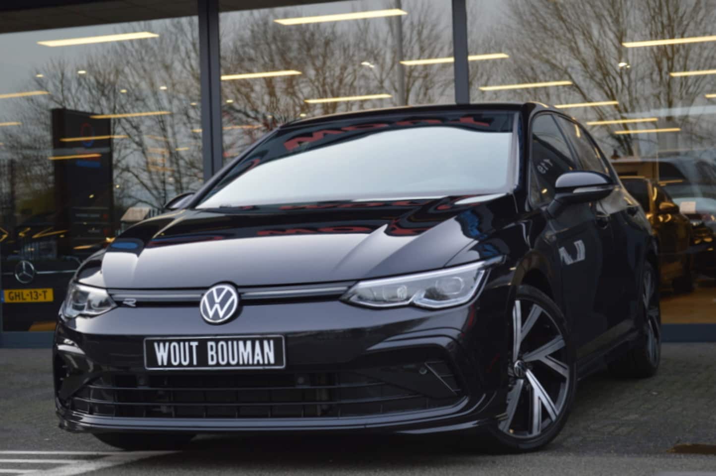 Volkswagen Golf - 1.5 eTSI R-Line DSG Led Virtual Acc Sfeer Camera CarPlay Trekh Pdc - AutoWereld.nl