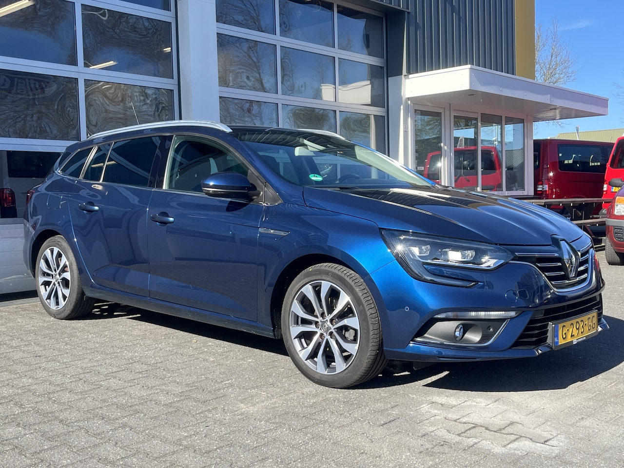 Renault Mégane Estate - 1.3 TCe Bose Airco Cruise controle Trekhaak Parkeersensoren voor en achter Achteruitrij ca - AutoWereld.nl