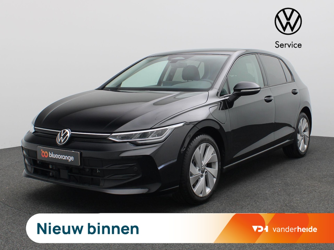 Volkswagen Golf - 1.5 eHybrid Life Edition 204PK DSG Trekhaak, Memorystoel, Ergo Active Stoelen, 17" LM Velg - AutoWereld.nl