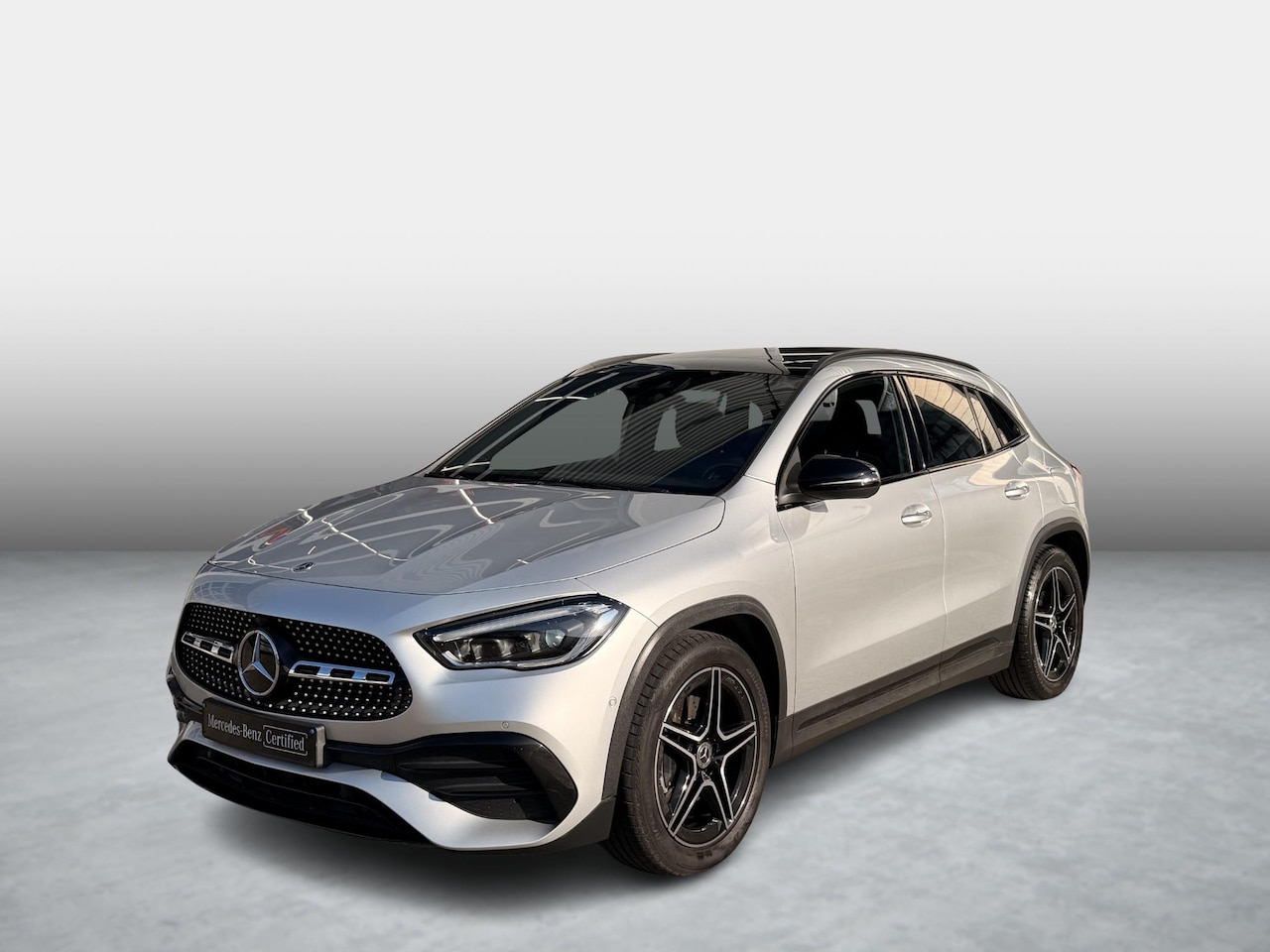 Mercedes-Benz GLA-Klasse - 200 Business Solution AMG | Premium Plus pakket| Memory pakket | Panoramadak| Night pakket - AutoWereld.nl