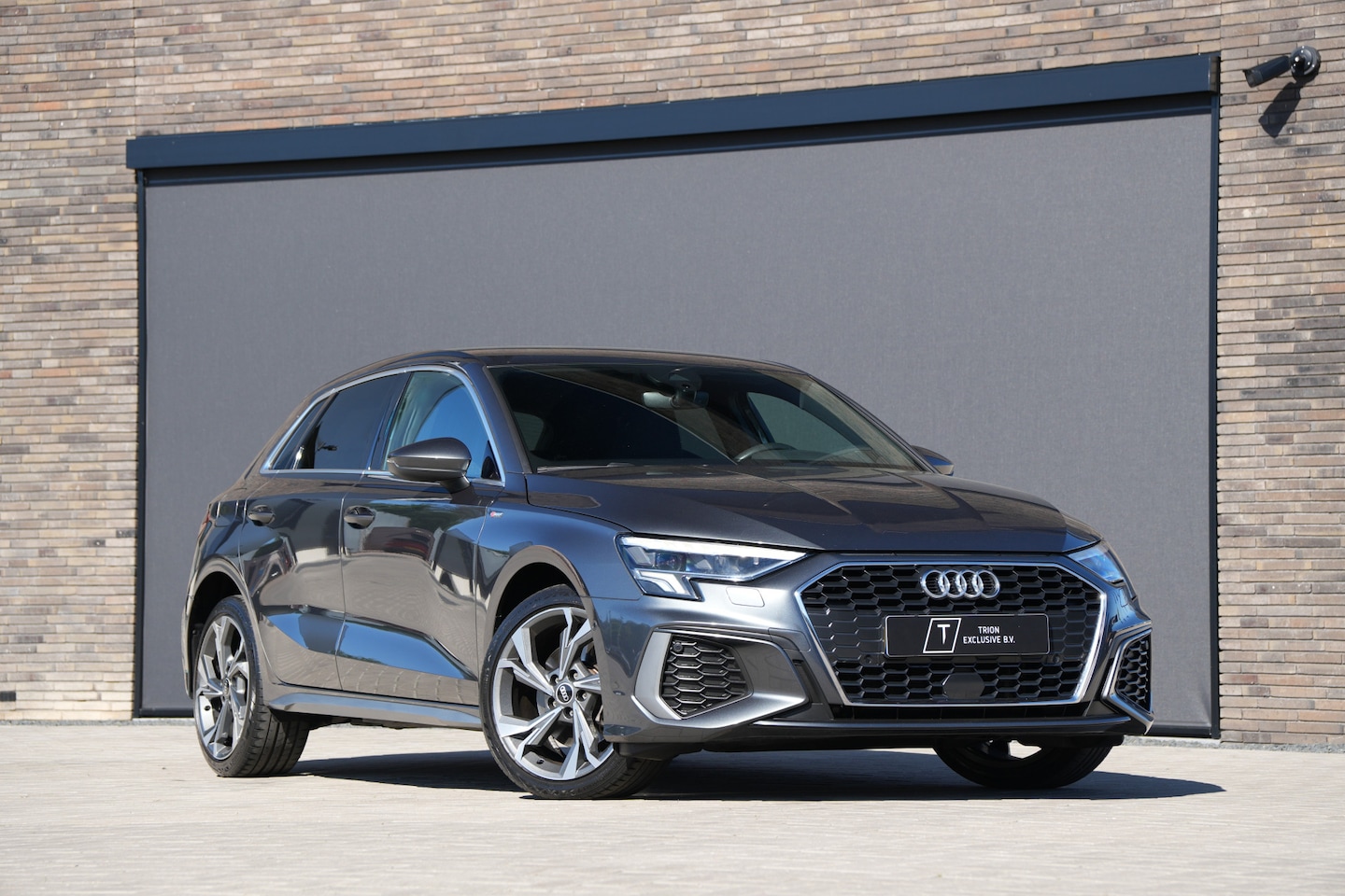 Audi A3 Sportback - 40 TFSI e Business edition S-Line | ACC | Keyless | Stoelverwarming | Blindspot | - AutoWereld.nl