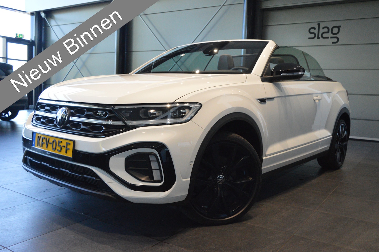 Volkswagen T-Roc Cabrio - 1.5 TSI 3X R-LINE Black Style leer camera trekhaak 19 inch !! - AutoWereld.nl