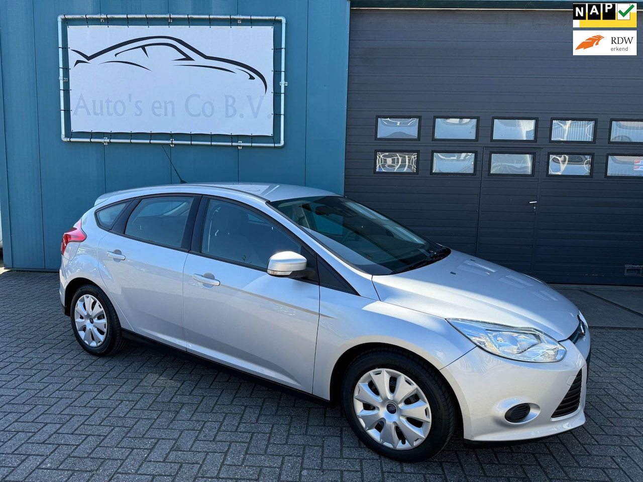 Ford Focus - 1.0 EcoBoost Trend 5-deurs Airco Navigatie Cruise Pdc Afn trekhaak NL Auto NAP - AutoWereld.nl
