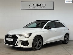 Audi A3 Sportback - 40 TFSI e S-line Panoramadak Sportstoelen Camera