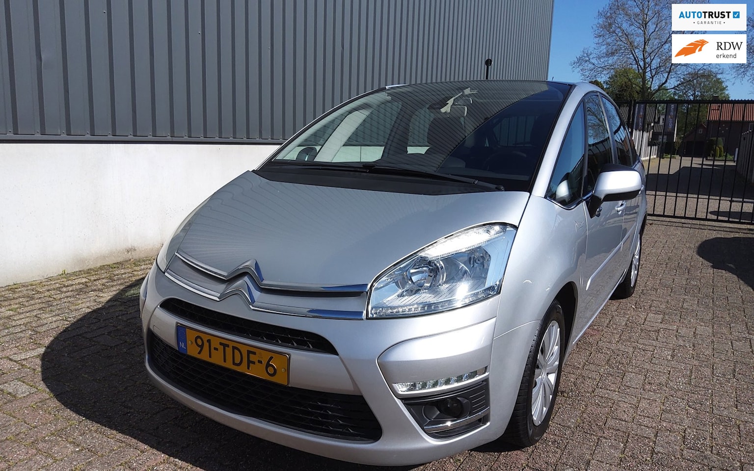 Citroën C4 Picasso - 1.6 VTi Tendance|NAVI-PANOO-TREKHK|98k!! - AutoWereld.nl