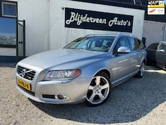 Volvo V70 - 2.0T R-Edition Org. NL | Leer | Stoel VW | Trekhaak