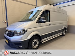 Volkswagen Crafter - 35 2.0 TDI L3H3 Highline 140pk | Nav | Trekhaak | PDC