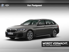 BMW 5-serie Touring - 530e Business Edition Plus | M-Sport | Head-Up Display | Panoramadak | Stoelverwarming | S