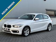 BMW 1-serie - 120i Executive AUT M2017 NAVI PDC SPORTVELGEN LAGE KMSTAND