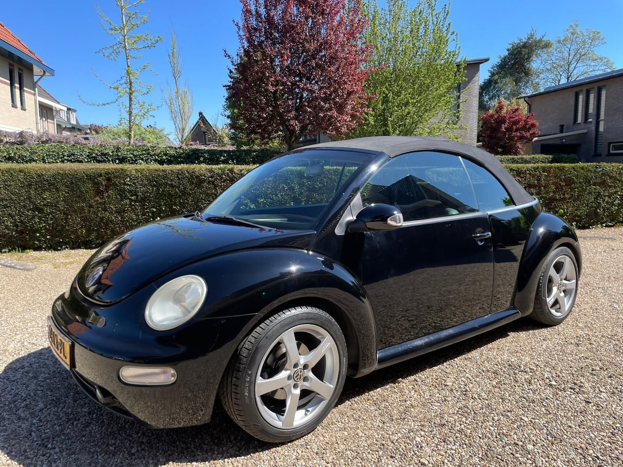 Volkswagen New Beetle Cabriolet - 1.6 - AutoWereld.nl