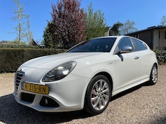 Alfa Romeo Giulietta - 1.4 T Distinctive