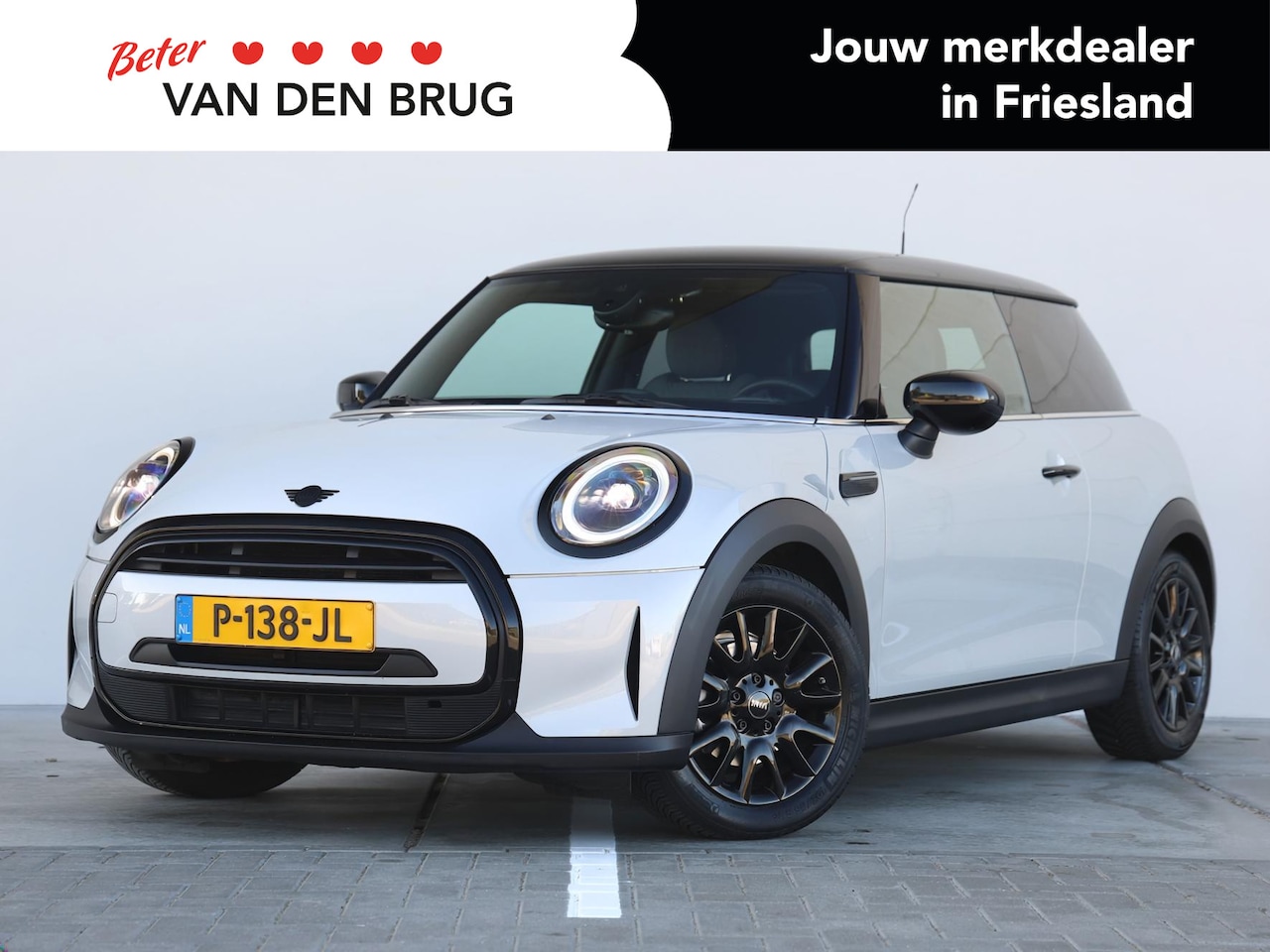 MINI Cooper - Mini 1.5 Business Edition 136PK | Led | Navigatie | Camera | Cruise control - AutoWereld.nl