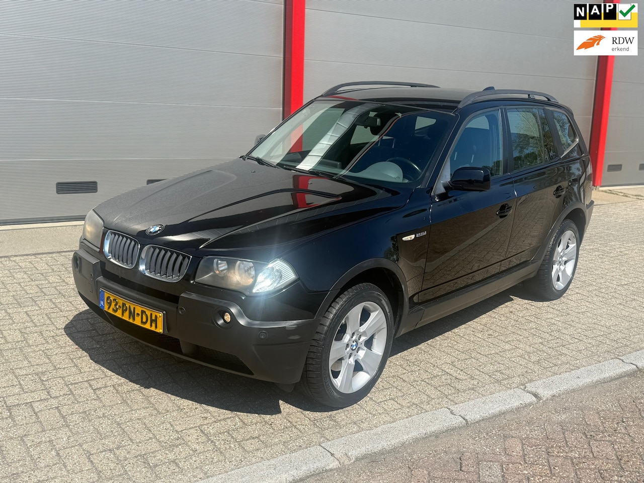 BMW X3 - 2.5i Executive | Automaat | goedonderhouden - AutoWereld.nl