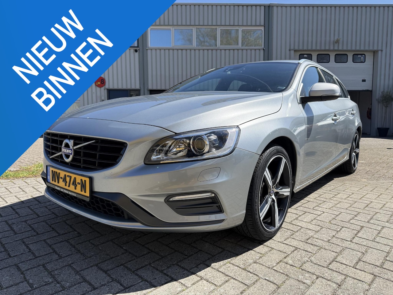 Volvo V60 - 1.5 T3 Nordic+ Sport | R-Design | Half Leder | Cruise Control | - AutoWereld.nl