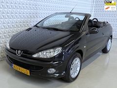 Peugeot 206 CC - 1.6-16V in vrij nette staat 132.000km (2005)