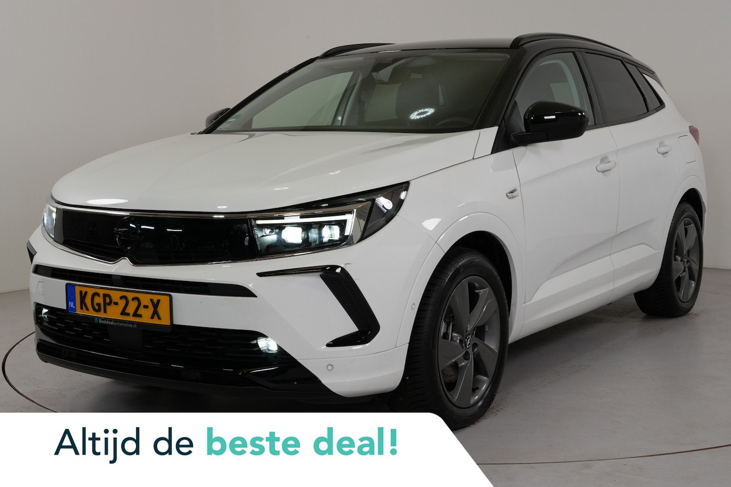 Opel Grandland - GSe | Climate control | Navigatie | AGR stoelen | 18" Lm velgen | - AutoWereld.nl