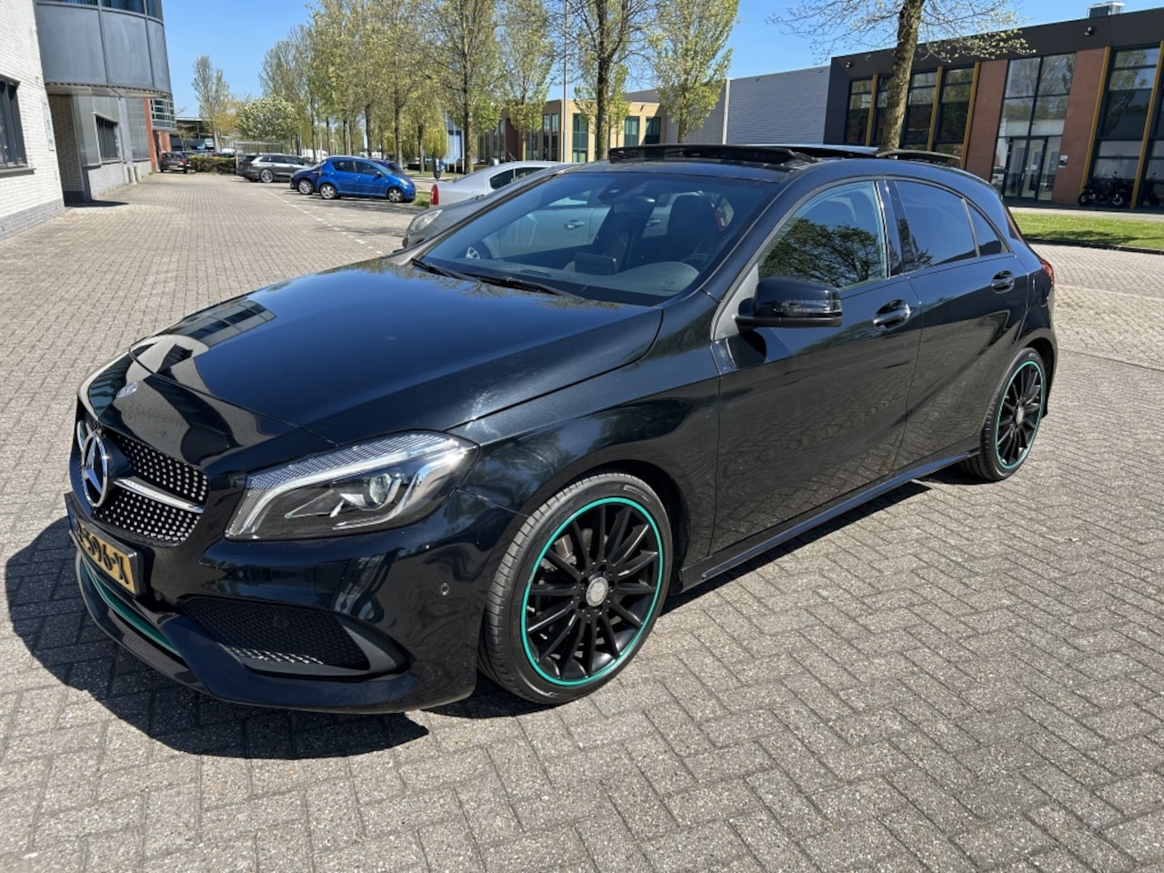 Mercedes-Benz A-klasse - 200 MotorSport Ed. 1e EIG PANO NAVI NAP! - AutoWereld.nl
