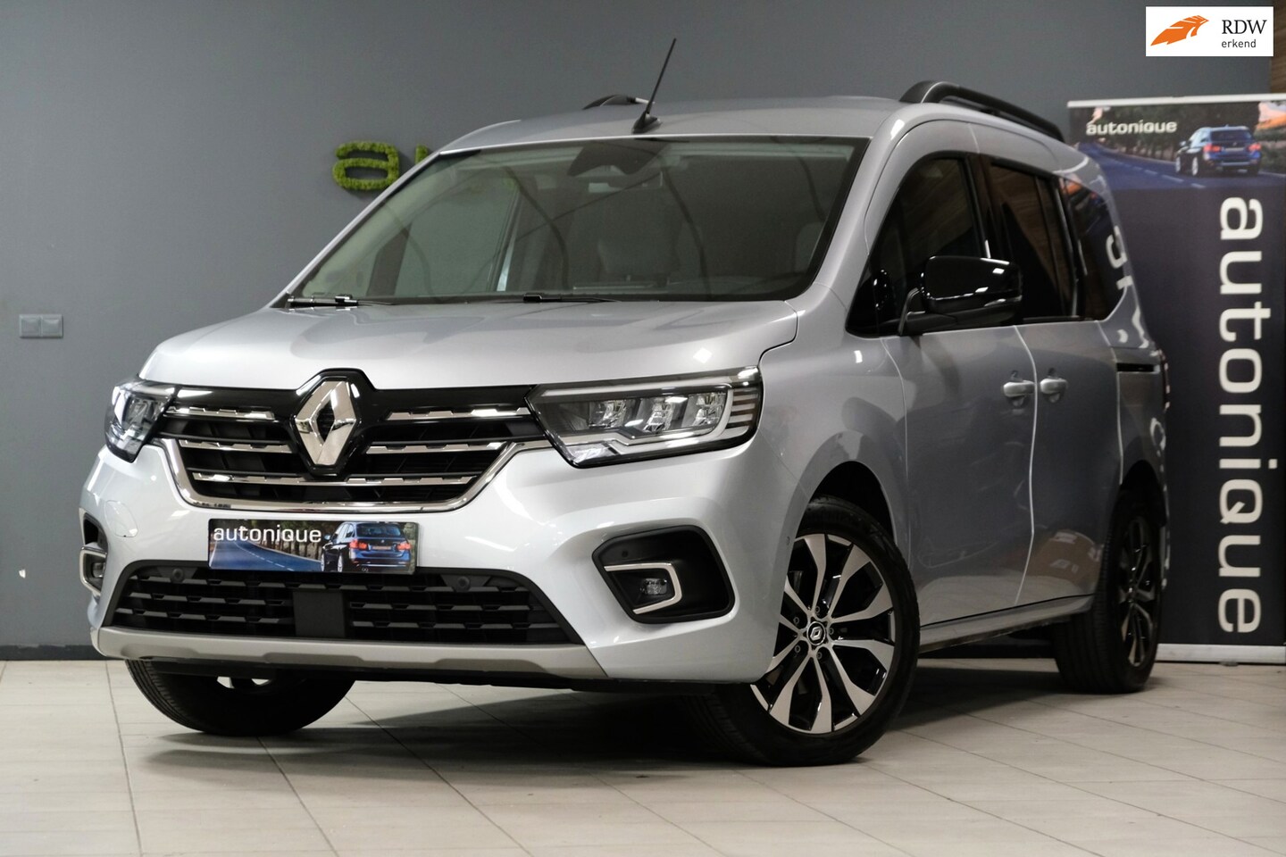 Renault Kangoo - 1.3 TCe |14.937km UNIEK| 5PERS Camera/Automaat/Navi/Lane Assist/Adaptive Cruise - AutoWereld.nl