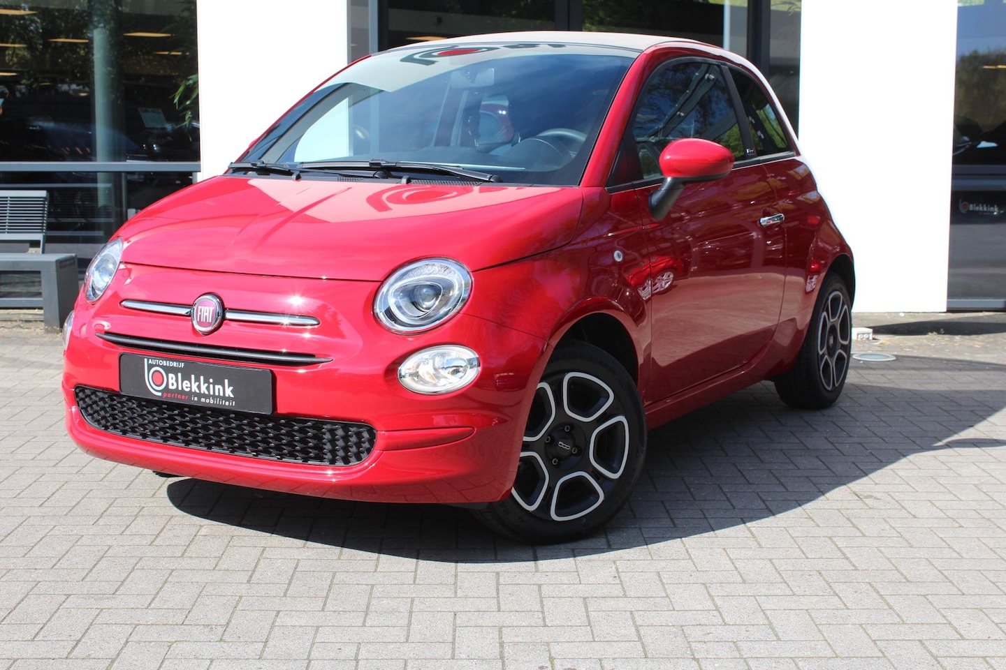 Fiat 500 C - 1.0 Hybrid Club 1.0 Hybrid Club - AutoWereld.nl