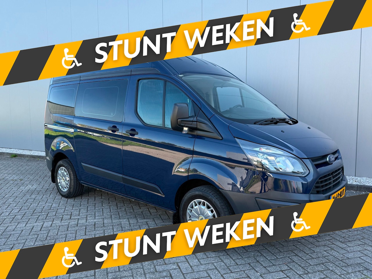 Ford Transit Custom - Rolstoelbus | Rolstoel Zitplaats | Deluxe - AutoWereld.nl