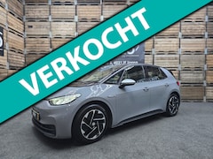 Volkswagen ID.3 - First 58 kWh Matrix LED Stoel/stuurverwarming 18"LM 90.8% SOH