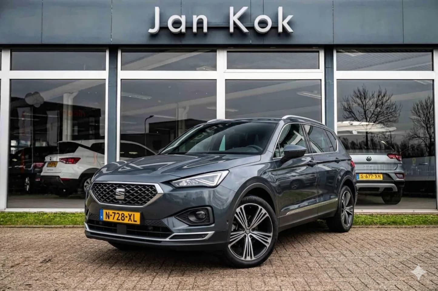 SEAT Tarraco - 1.5 TSi 150 pk DSG-7 Xcellence Business Intense | 360° Camera | Panoramadak | Elektr. Trek - AutoWereld.nl
