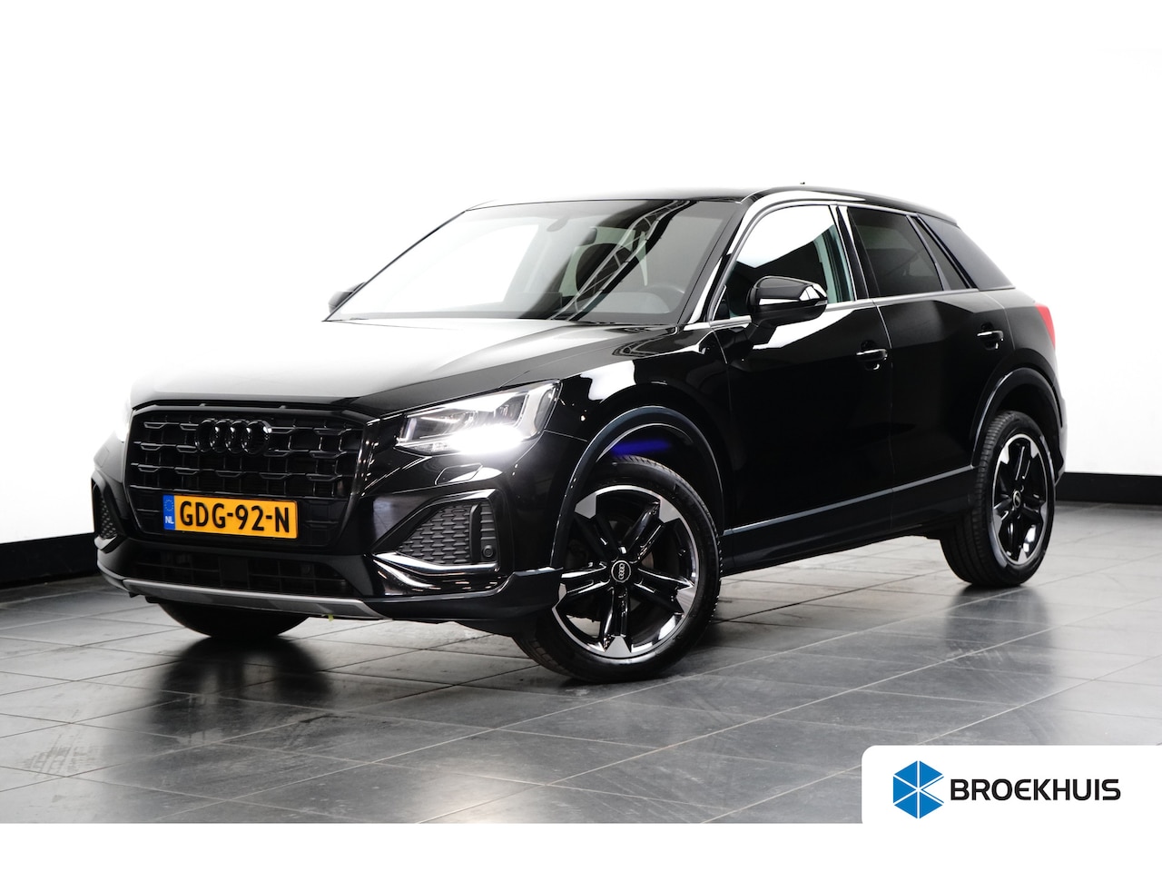 Audi Q2 - 35 TFSI Edition one | Panoramadak | Leder | Stoelverwarming | Navigatie | Achteruitrijcame - AutoWereld.nl