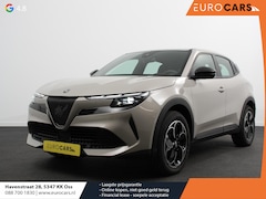 Alfa Romeo Junior - Elettrica Automaat 156PK Adaptieve Cruise Control LMV 18 inch Full Led Matrix Parkeer seno