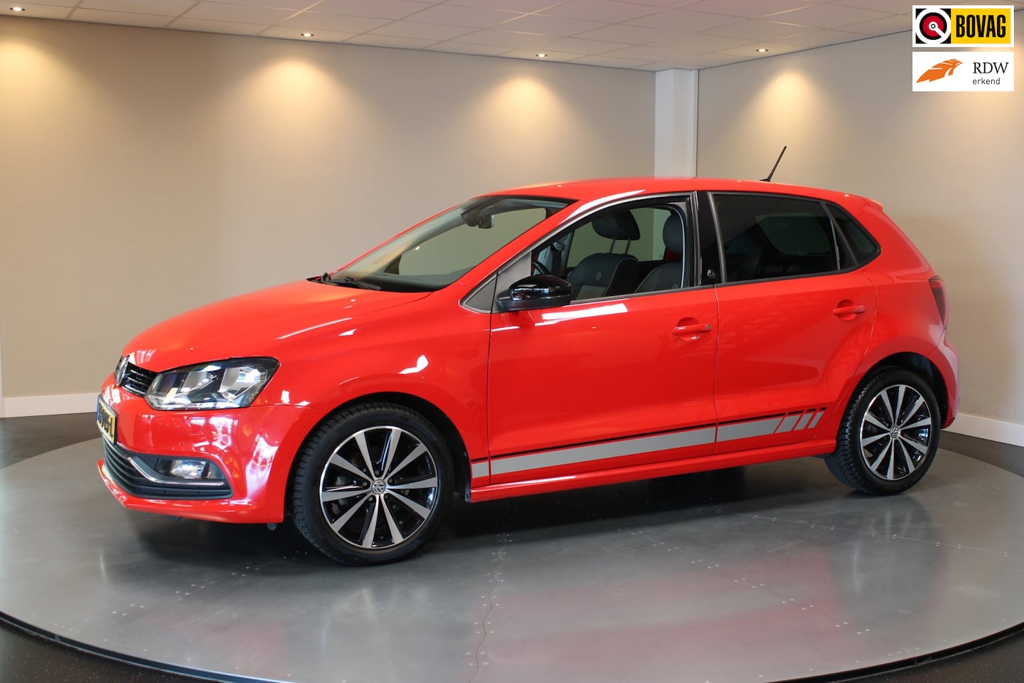 Volkswagen Polo - 1.2 TSI Beats By Dre *Carplay* Navi|Cruise|PDC|BT|Special Edition - AutoWereld.nl