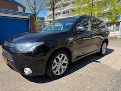 Mitsubishi Outlander - 2.0 PHEV Instyle