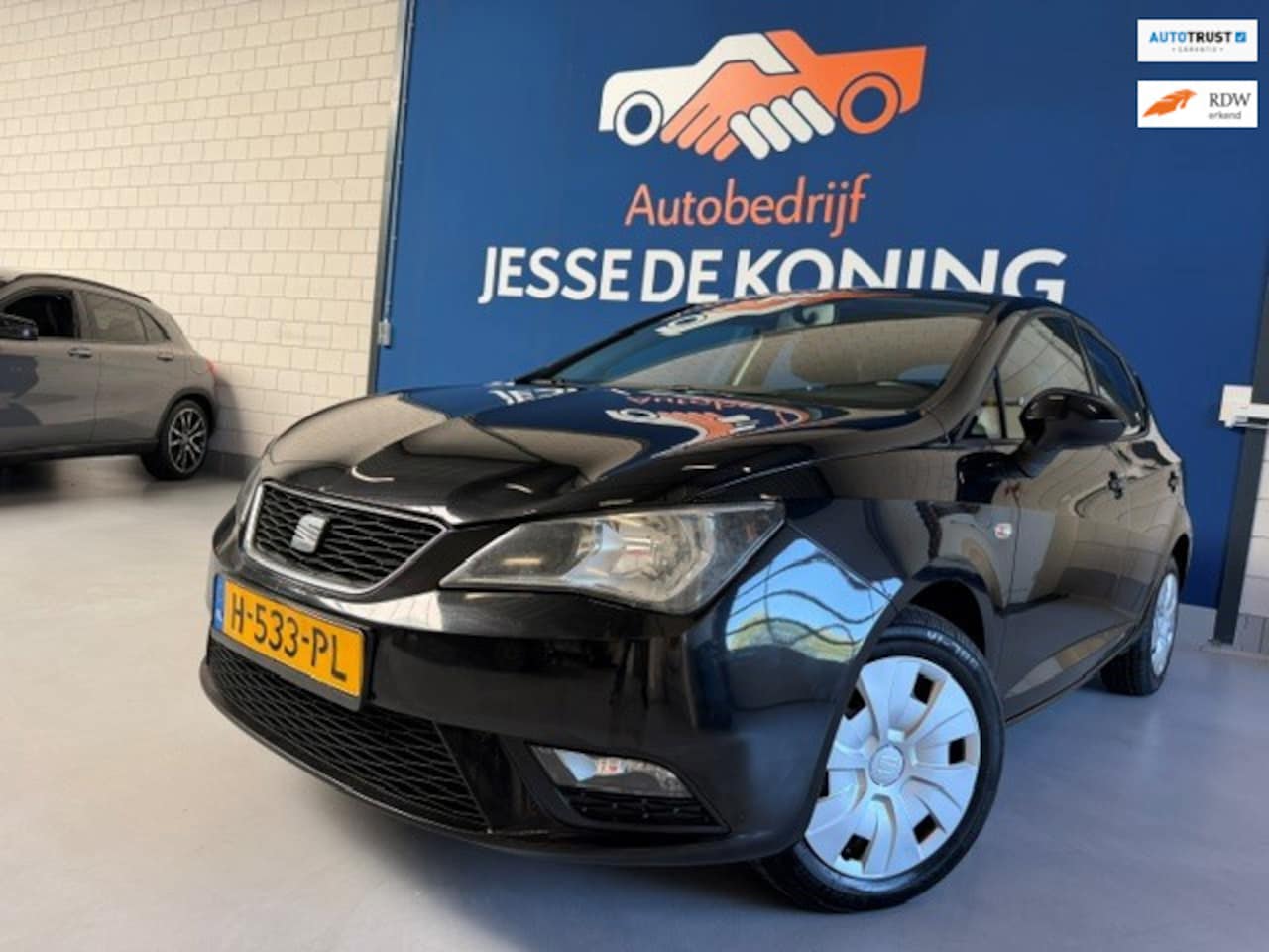 SEAT Ibiza - 1.2 TSI Chill Out plus / bj.2013 / kleur: zwart / 5 deurs / climate / 4 nieuwe banden / AP - AutoWereld.nl