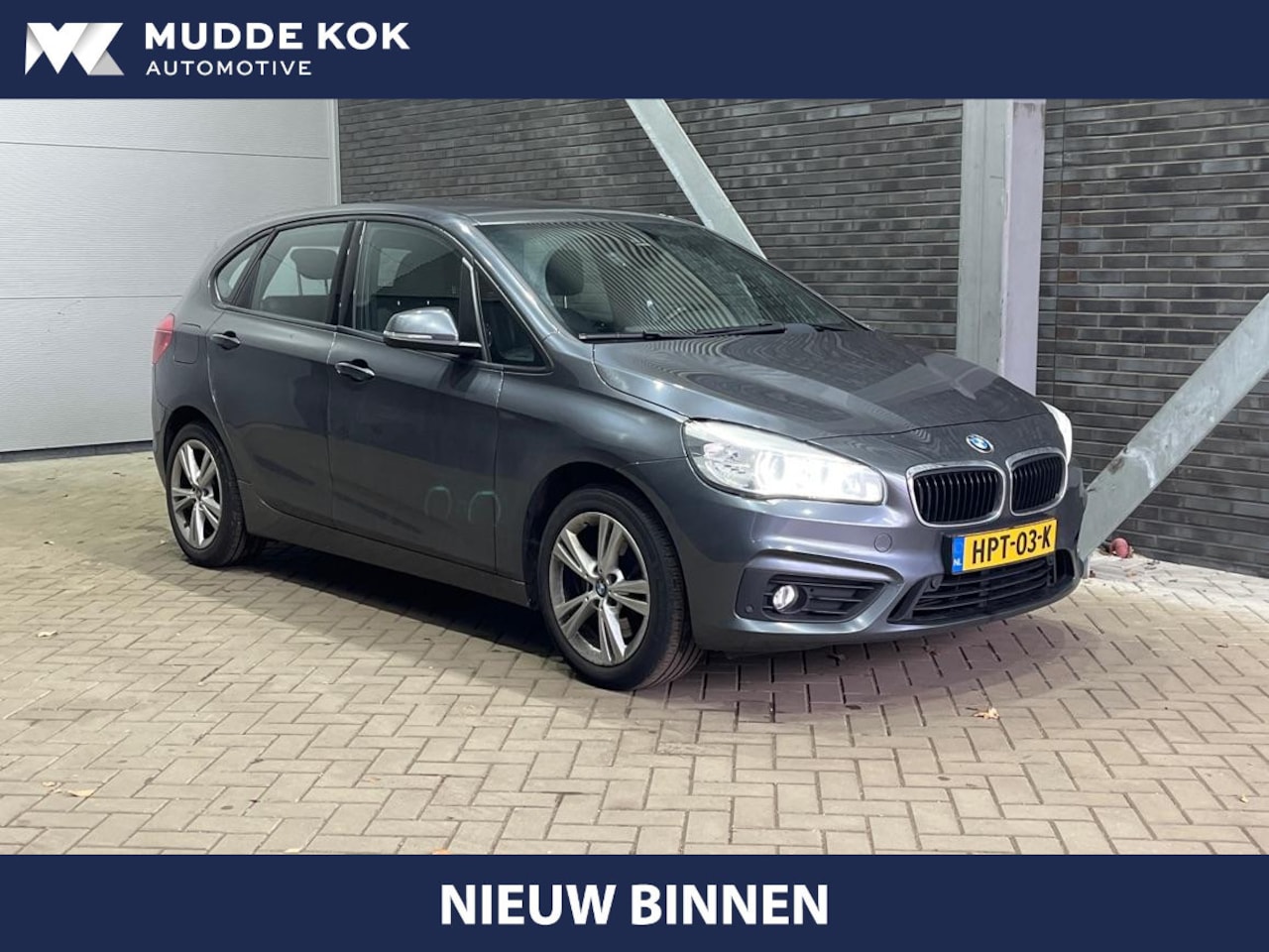 BMW 2-serie Active Tourer - 225i xDrive High Executive | Leder | Stoelverwarming | Camera | PDC V+A - AutoWereld.nl